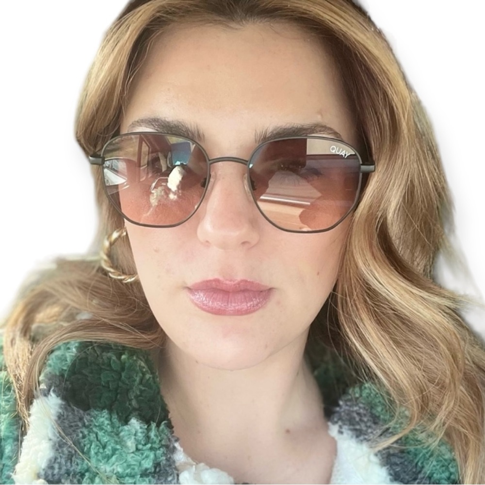 QUAY Big Time Sunglasses Black Frame Brown Orange Gradient Lens Unisex NWT